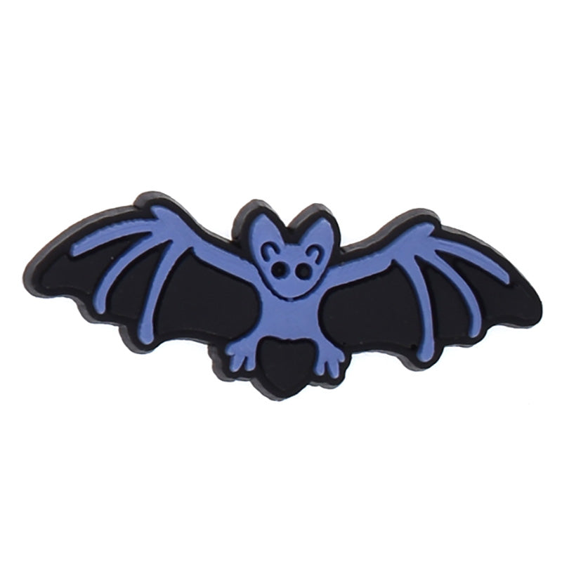 Wide wing bat 53-90 Shoe Charm
