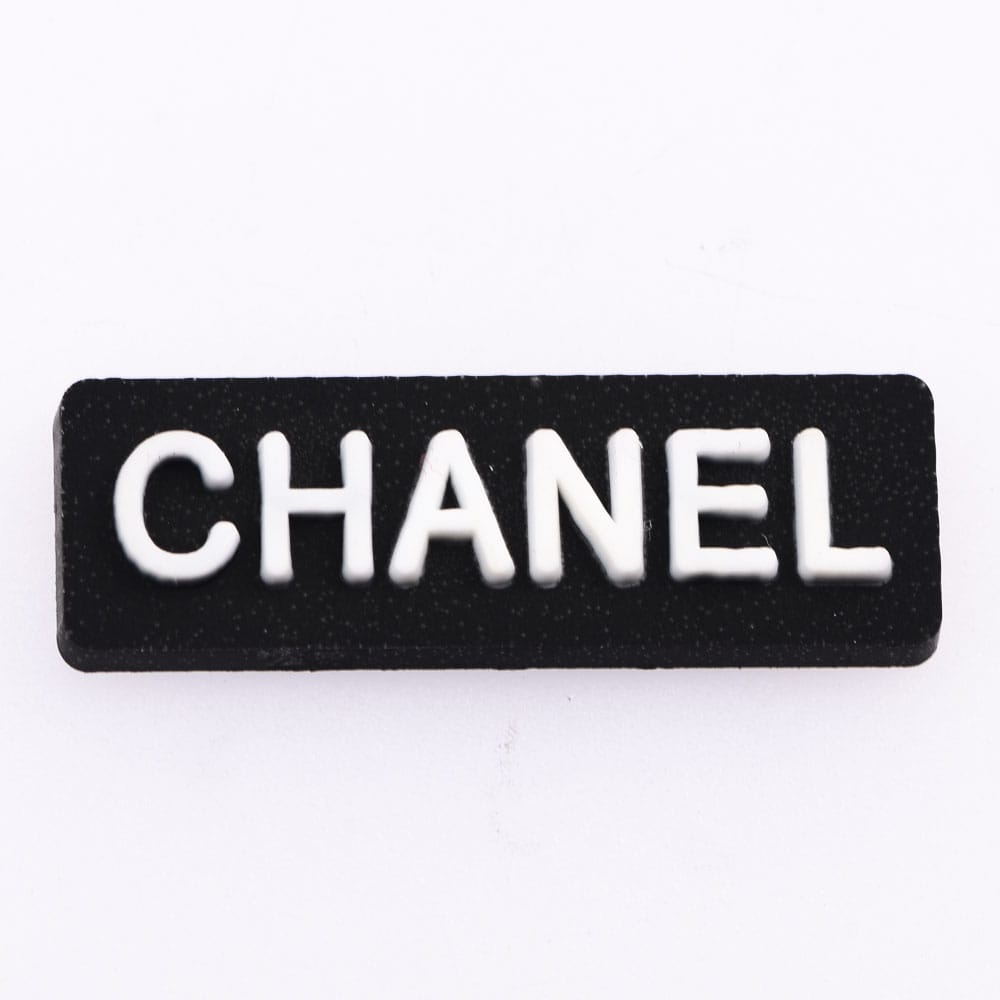CHANEL bar white P4151 Shoe Charm