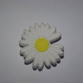 Shoe charm -white daisey 13-101