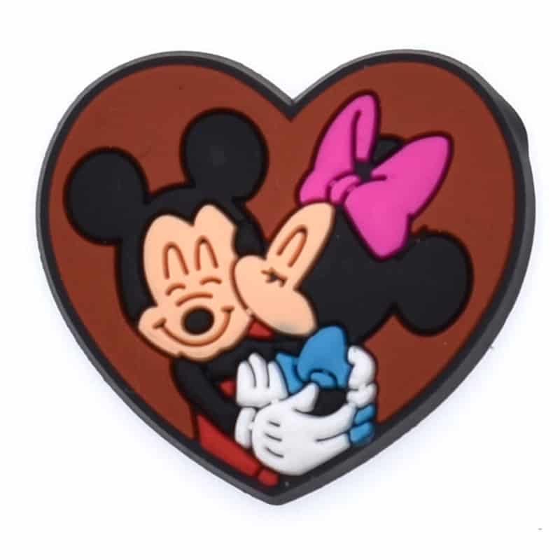 Minnie kisses Mickey 15-76 - Shoe Charm